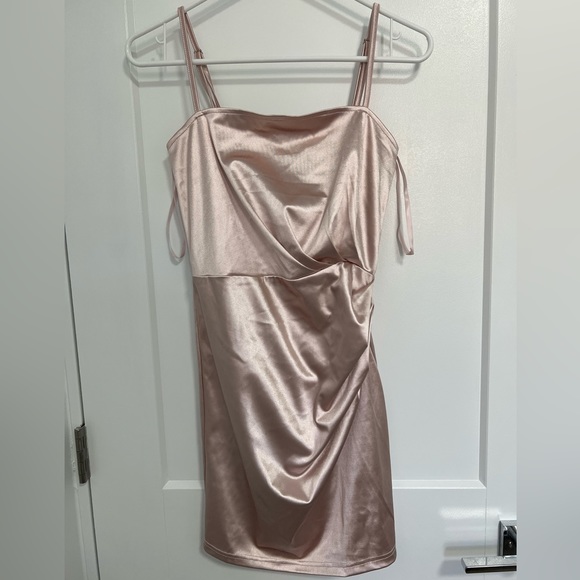 Forever 21 Satin Mini Dress - Picture 1 of 2